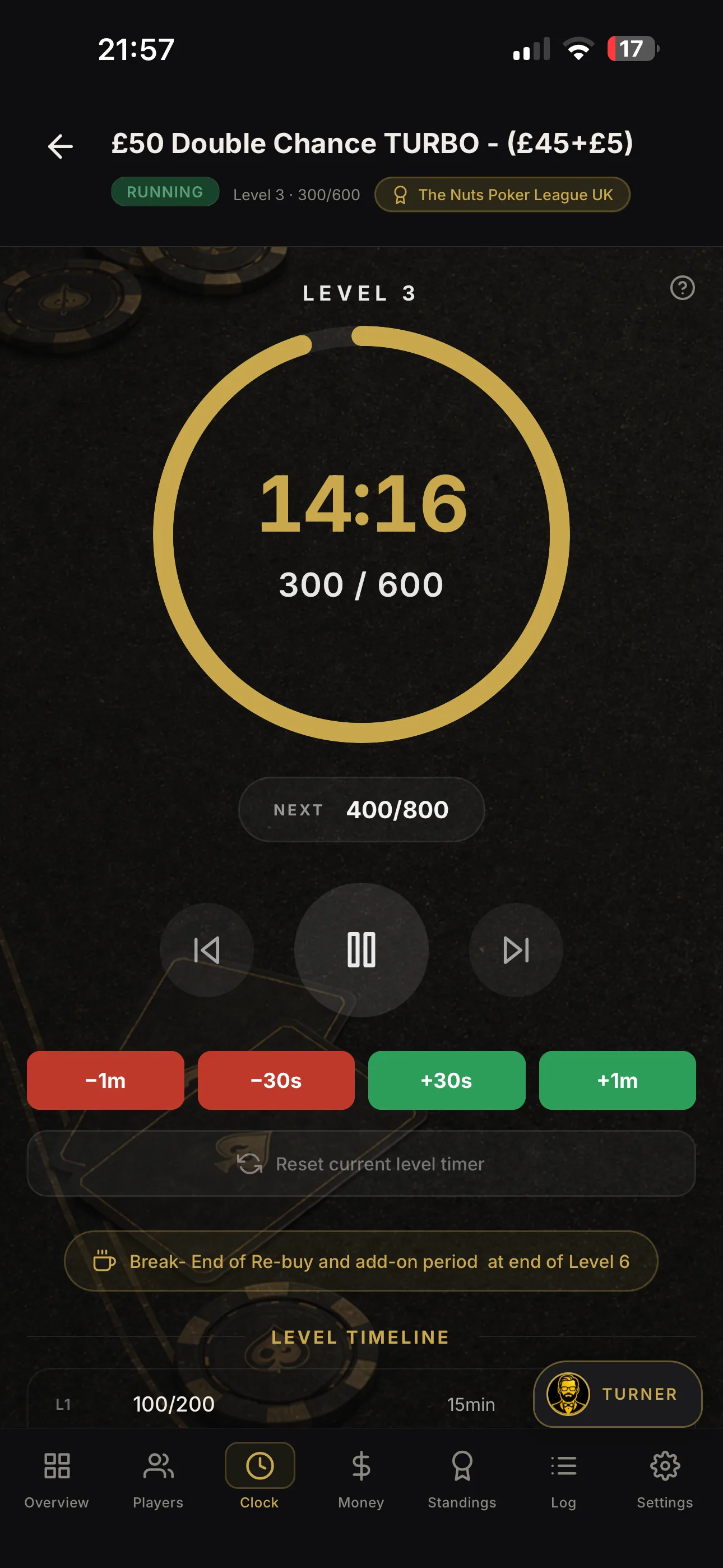 The live clock: level, blinds and full transport controls